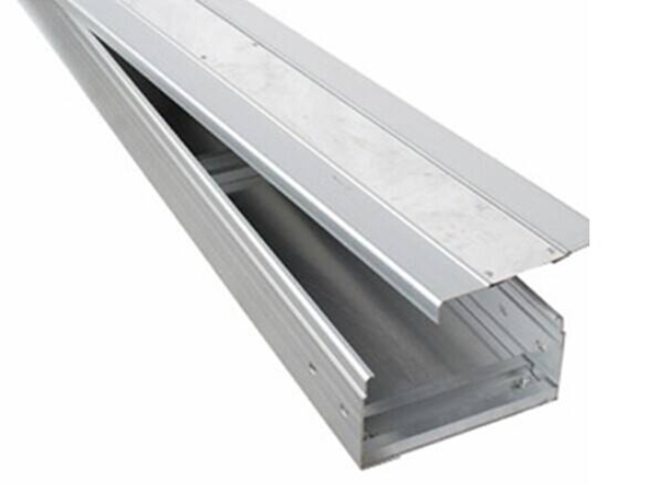 新安槽式电缆桥架